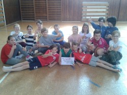 4.C - jarní soutěž ve sběru starého papíru 2016 