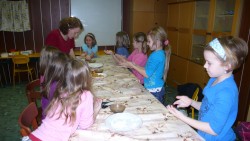 Ruce musí být od mouky